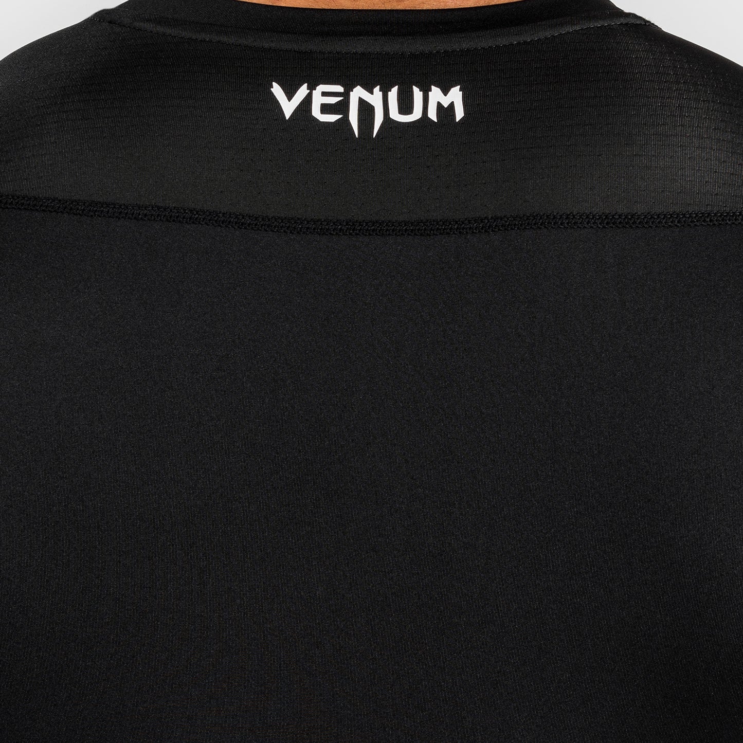 Rashguard à Manches courtes pour Hommes Venum Attack - Noir/Gris - product-type_T-Shirts de Compression