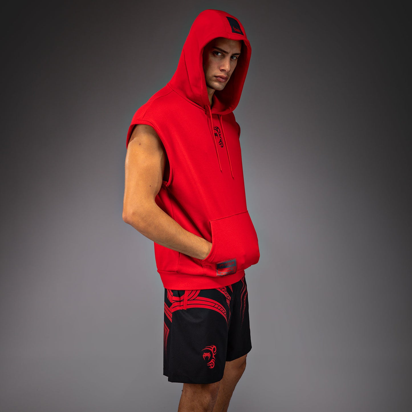 Sweat à capuche sans manches Venum x Mike Tyson Tiger - Rouge Intense/Noir Profond