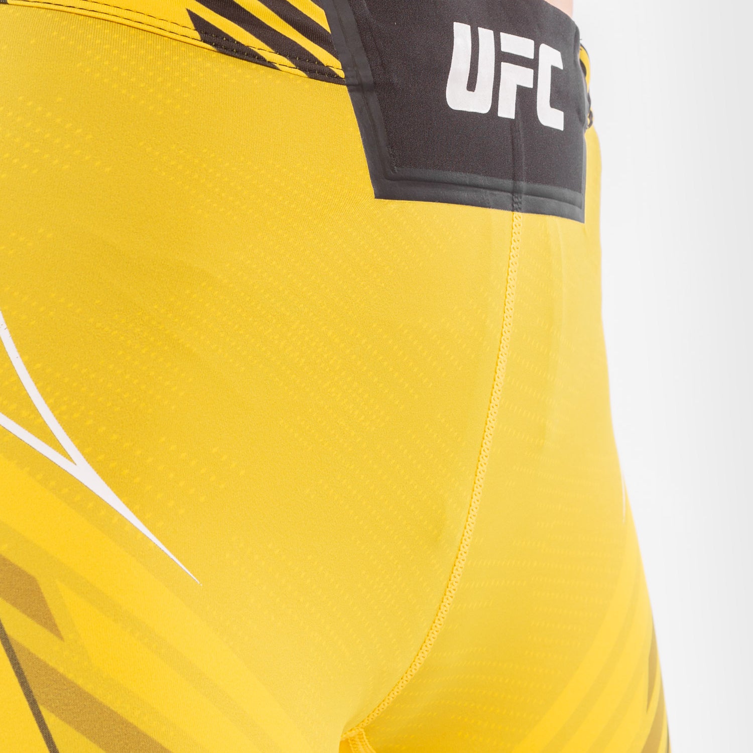Short de compression pour Femmes UFC Venum Authentic Fight Night - Coupe Longue - Jaune - product-type_Shorts de compression