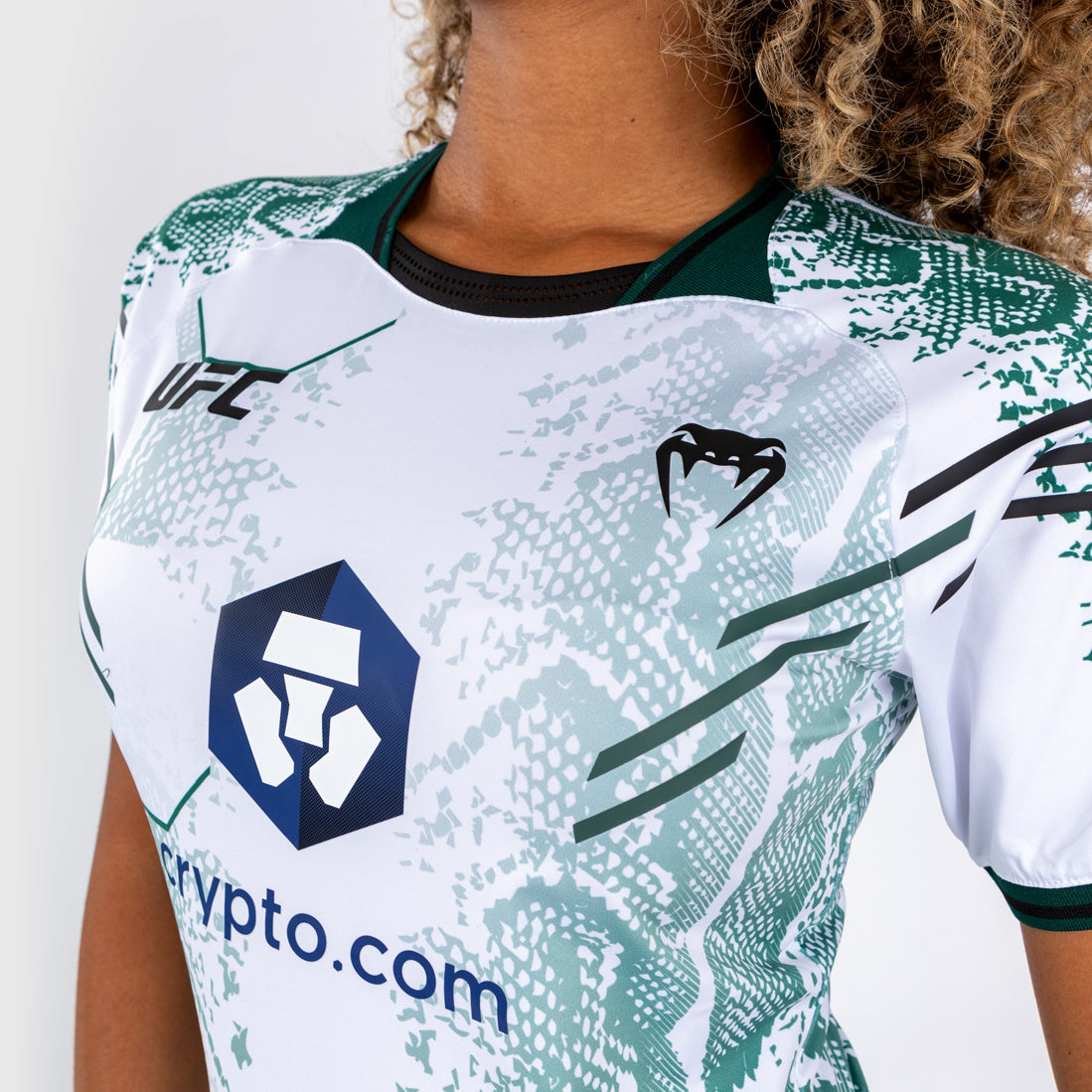 T-shirt Technique pour Femme UFC Adrenaline by Venum Authentic Fight Night - Emerald Edition - Vert/Blanc - product-type_T-Shirts Dry Tech