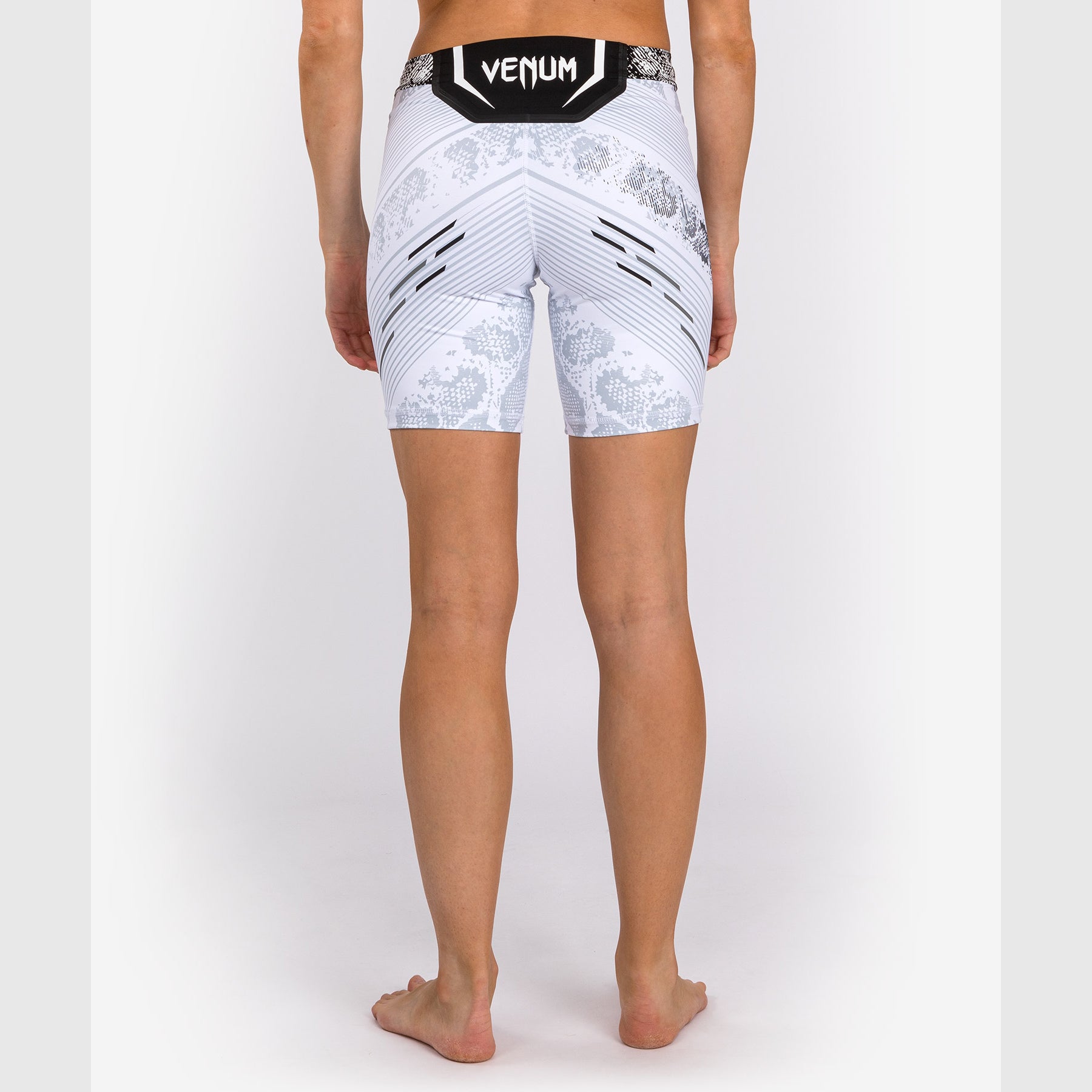 Short de compression Long Fit pour Femmes UFC Adrenaline by Venum Authentic Fight Night - White - product-type_Shorts de compression