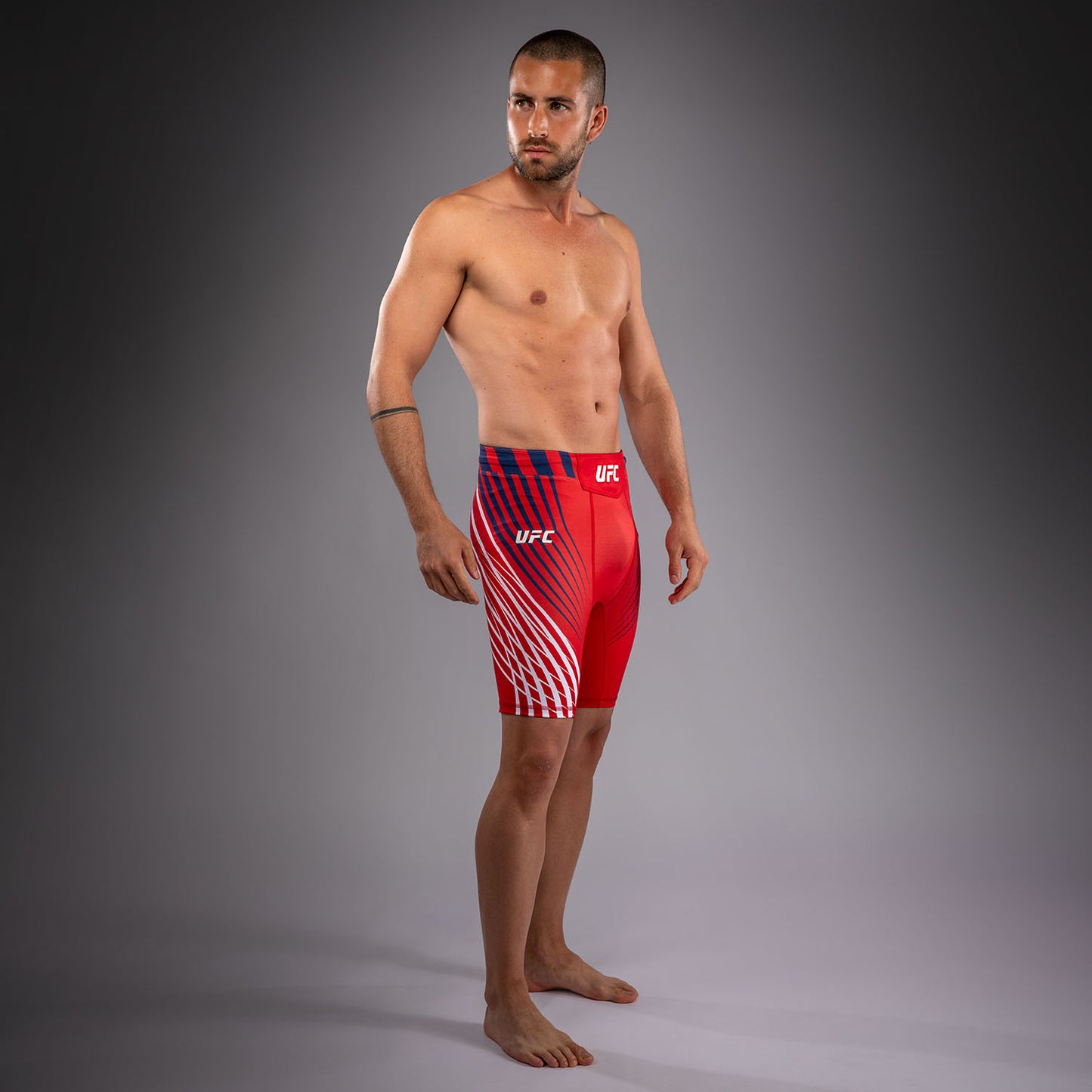 Official UFC Freedom 250 by Venum Authentic Fight Night Short Vale Tudo pour homme - Rouge - product-type_Shorts de compression