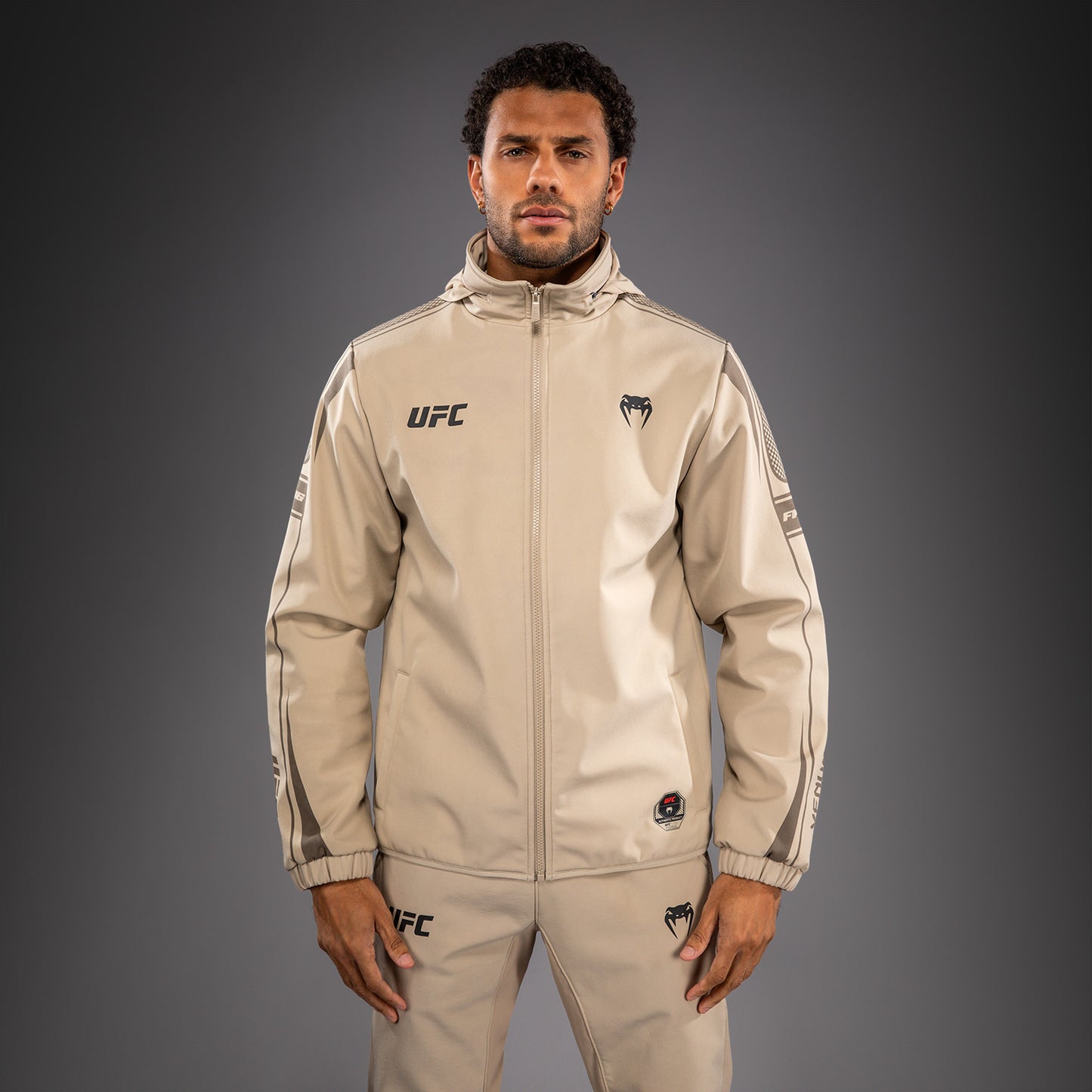 Sweat à Capuche Zippé pour Homme Venum UFC Unity by Venum Authentic Fight Week - Sable