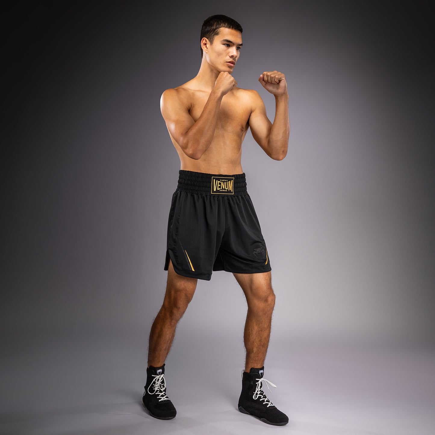 Short de Boxe Venum G-Core - Noir/Or
