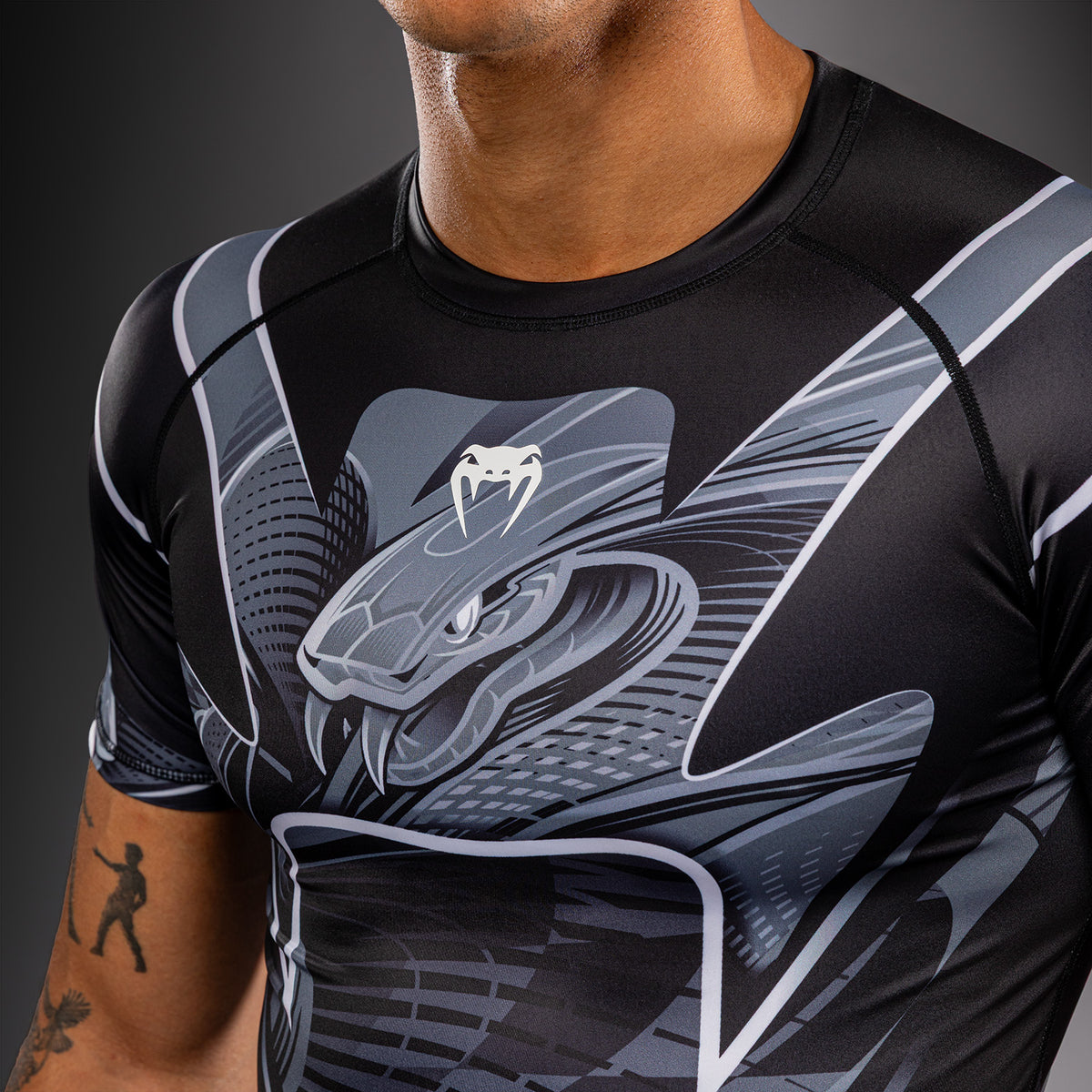 Rashguard manches courtes Venum Crimson Viper 2.0 - Noir/Gris