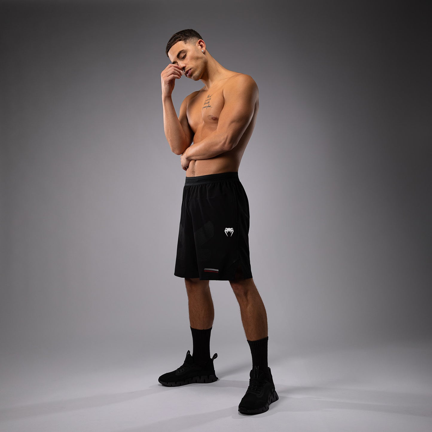 Short d'entraînement Venum Tactical XT- Noir/Rouge Feu - product-type_Shorts de training