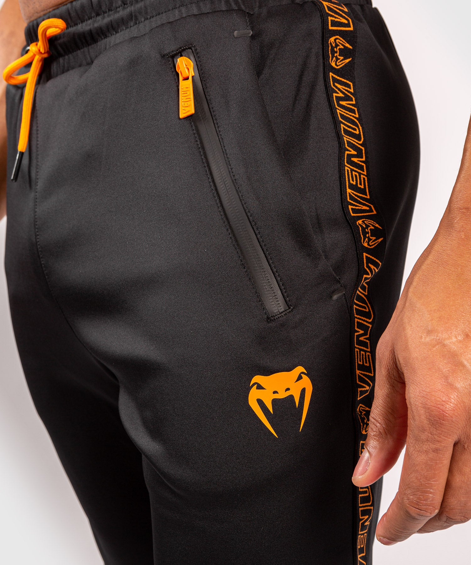Pantalon de Jogging Venum Club 212 – Noir/Orange - product-type_Pantalons de jogging