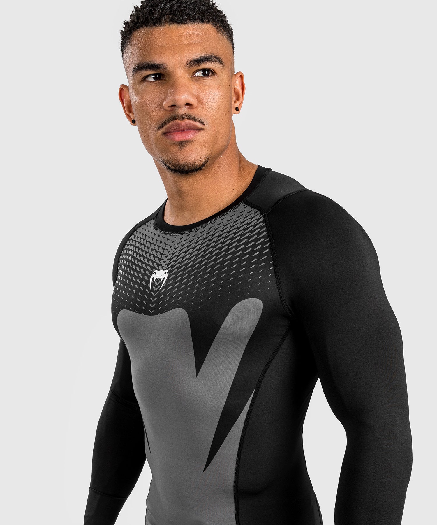 Rashguard à Manches Longues pour Hommes Venum Attack - Noir/Gris - product-type_T-Shirts de Compression