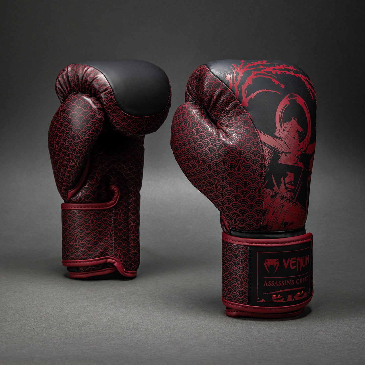 Gants de boxe Venum x Assassin's Creed Shadows - Bordeaux/Noir - product-type_Gants de boxe