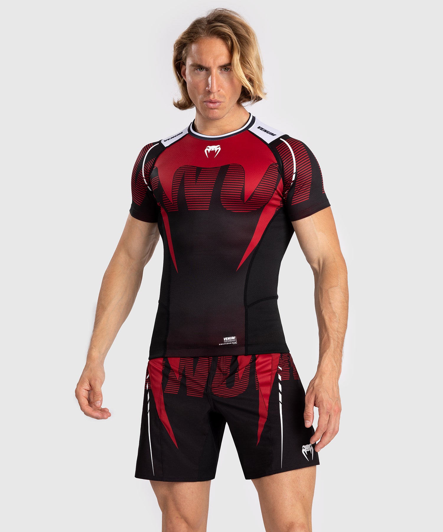 Rashguard À Manches Courtes pour Hommes Venum Adrenaline - Red - product-type_T-Shirts de Compression