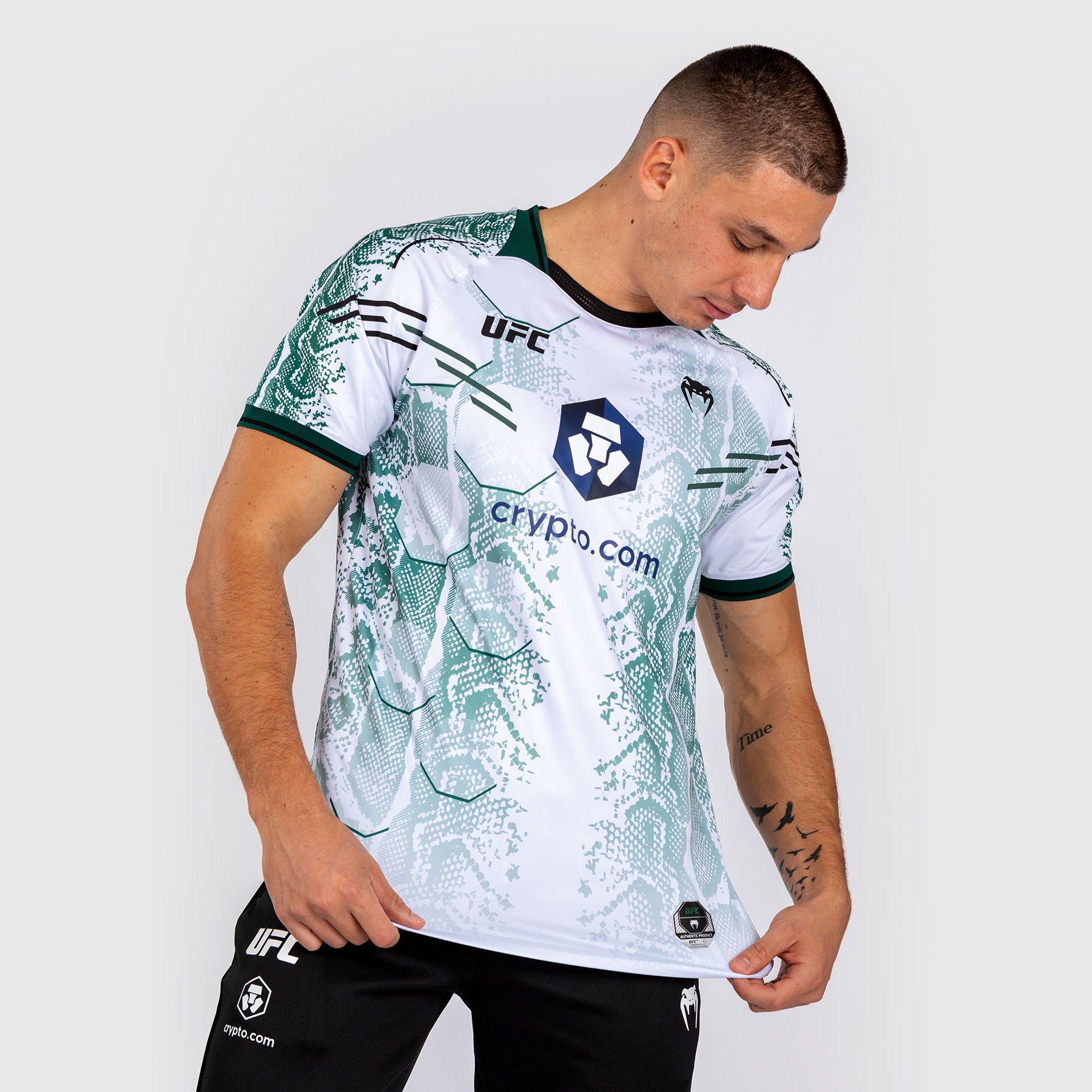 T-shirt Technique pour Hommes UFC Adrenaline by Venum Authentic Fight Night - Emerald Edition - Blanc/Vert - product-type_T-Shirts Dry Tech