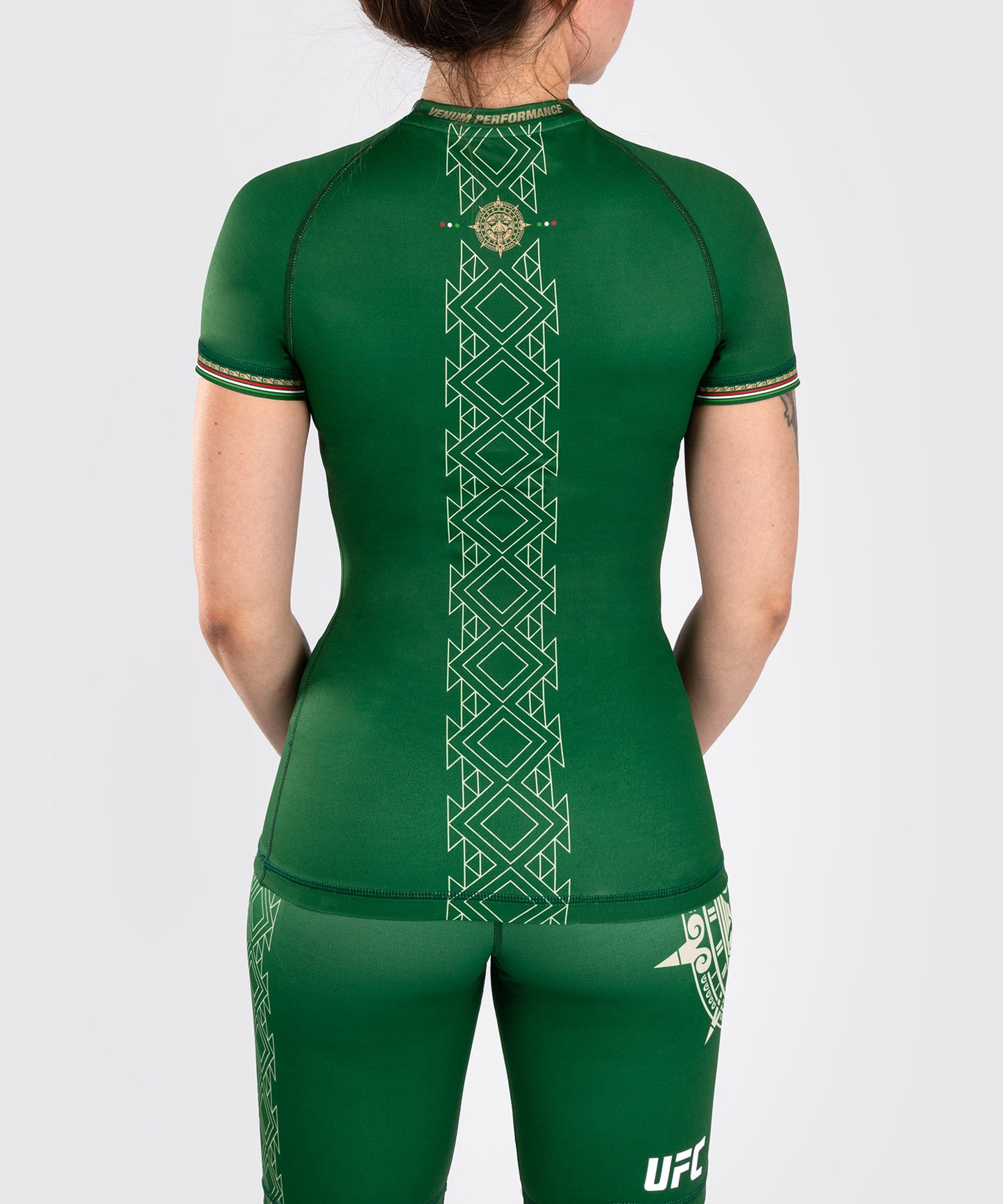 Noche UFC by Venum Authentic Fight Night Rashguard à manches courtes pour femme - Vert - product-type_T-Shirts de Compression