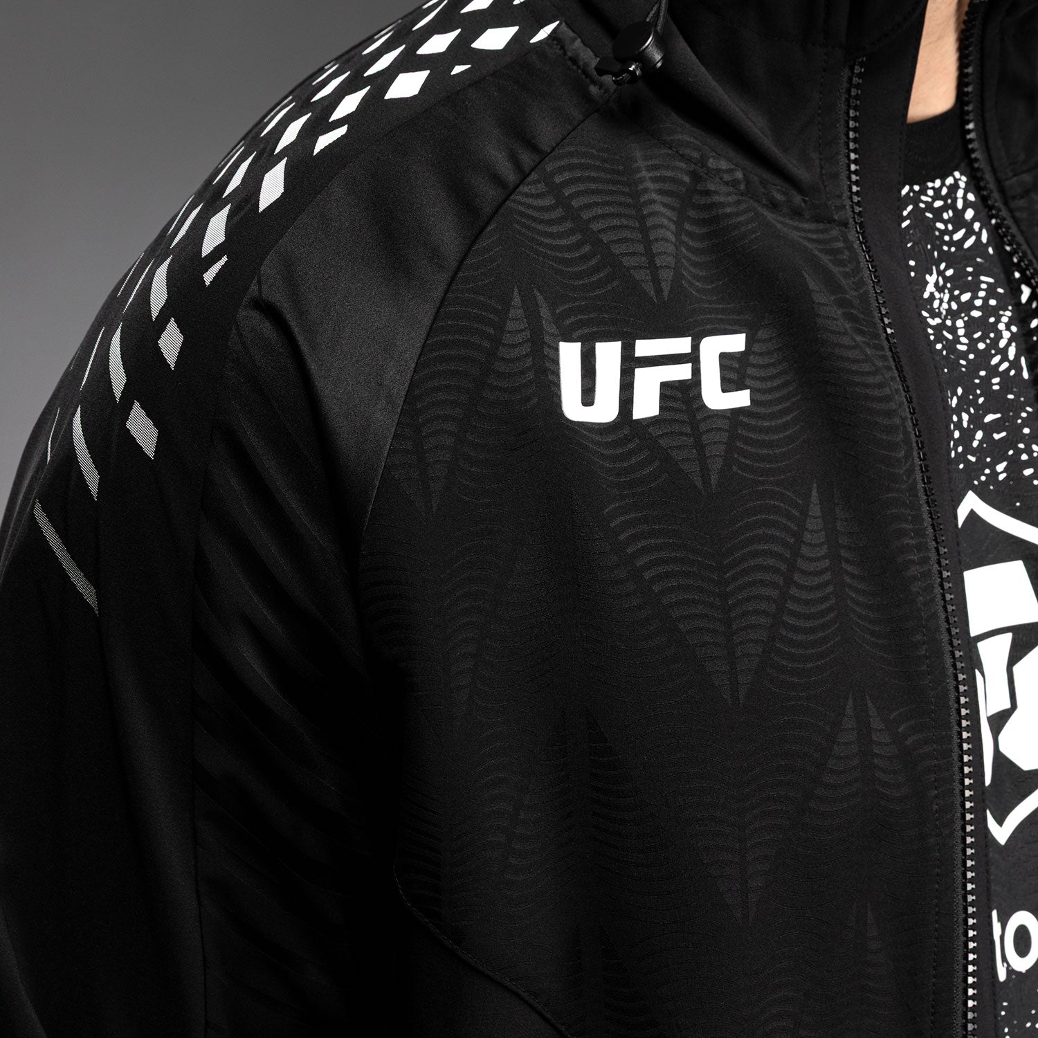 Sweat à capuche Walkout Homme UFC Zenith by Venum Authentic Fight Night - Noir - product-type_Sweatshirts