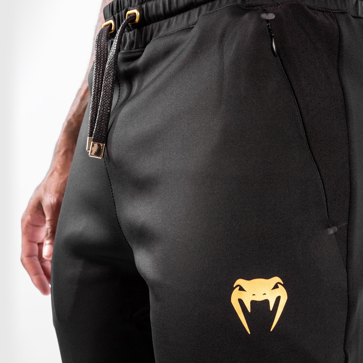 PANTALON DE JOGGING HOMME UFC VENUM AUTHENTIC FIGHT NIGHT - NOIR PANTALON DE JOGGING HOMME UFC VENUM AUTHENTIC FIGHT NIGHT - NOIR