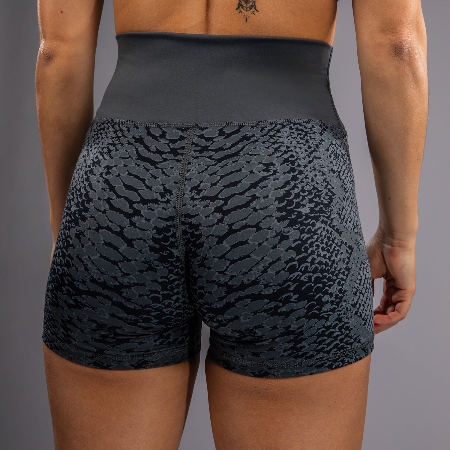 Shorts de compression pour Femmes Venum Amazonia - Gris foncé - product-type_Shorts de compression