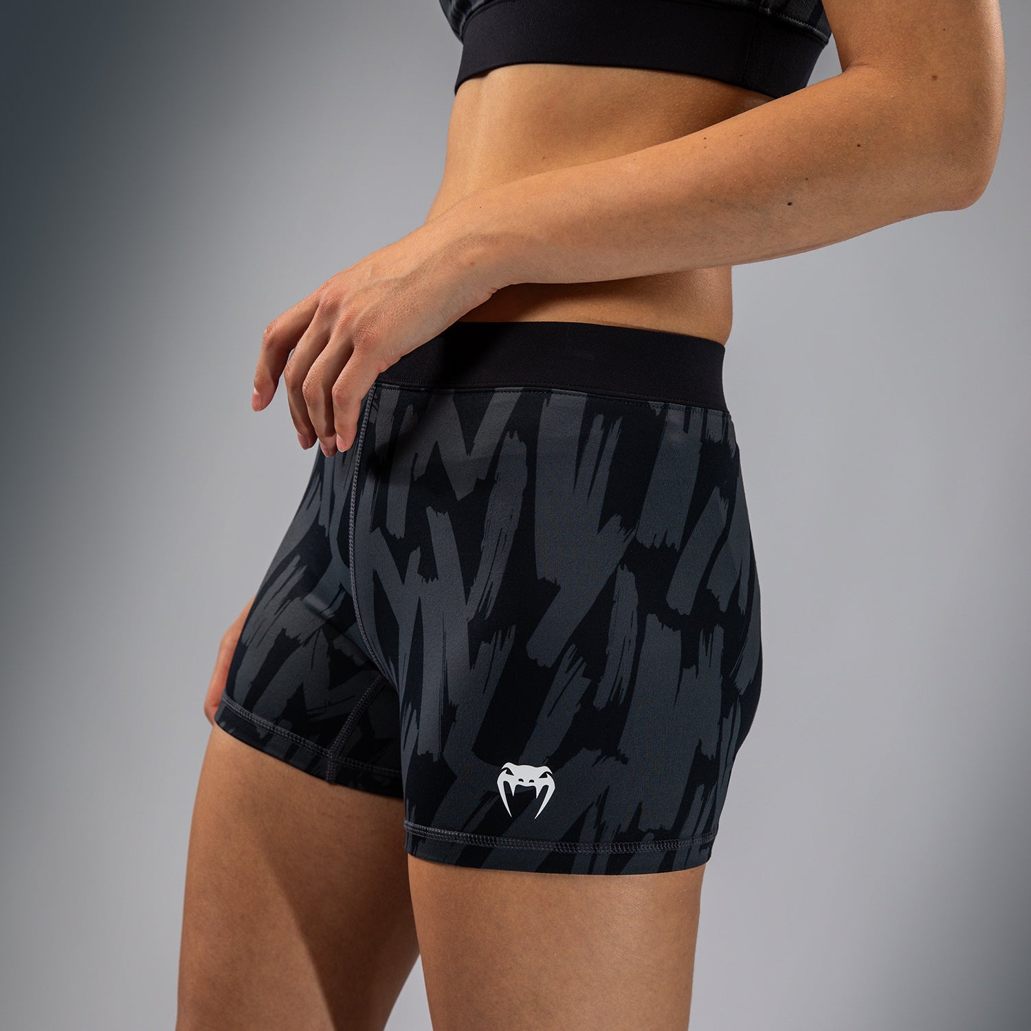 Shorts de Compression pour Femmes Venum Graffiti - Urban Charcoal - product-type_Cycliste