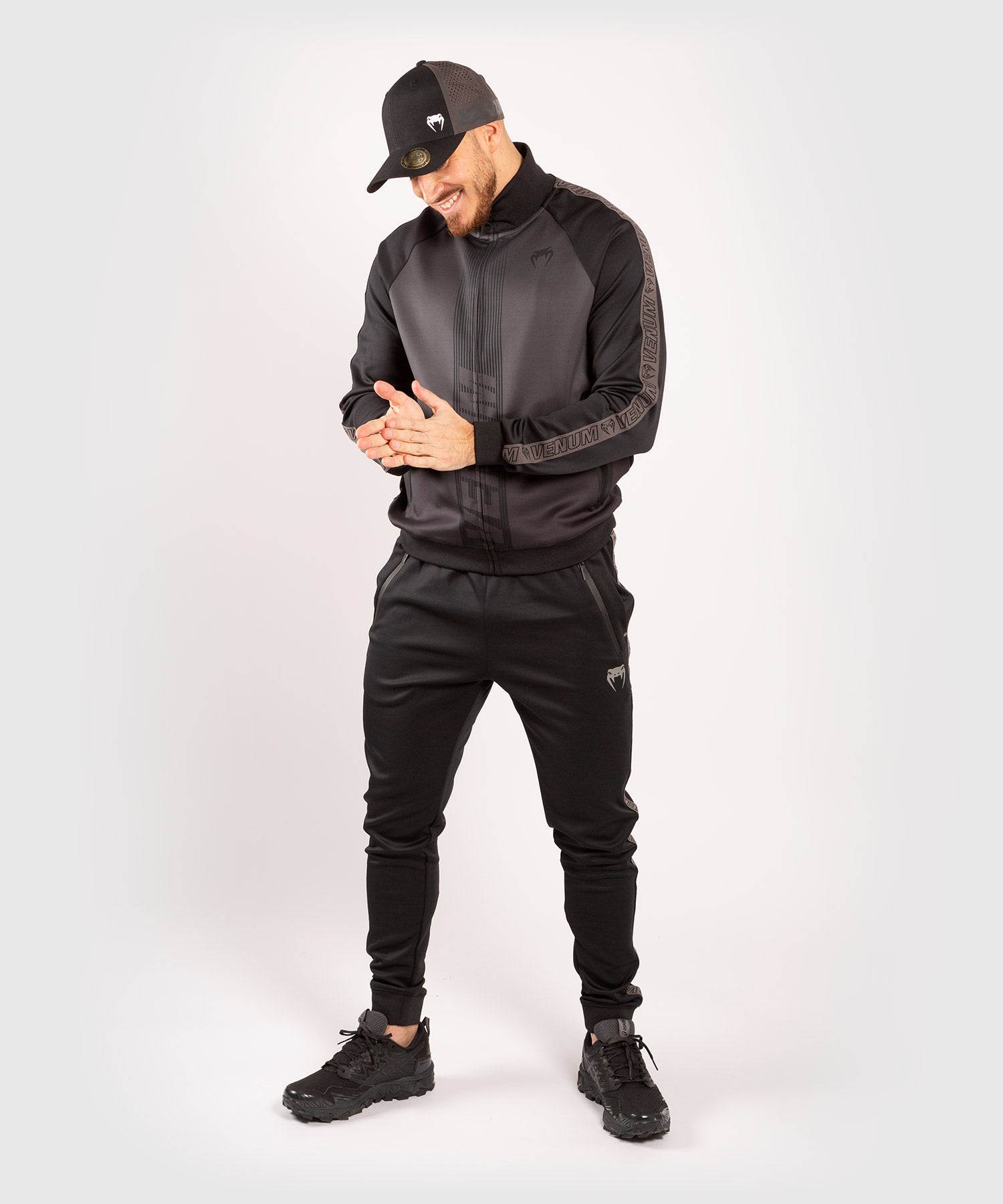 Pantalon de Jogging Venum Club 212 – Noir/Gris - product-type_Pantalons de jogging
