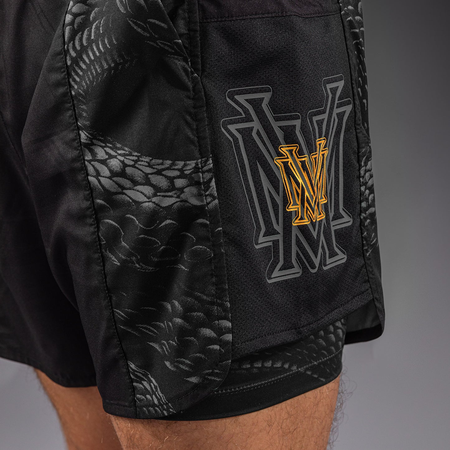 Short d’Entraînement Venum Matupa - Noir/Gris/Or - product-type_Shorts de training