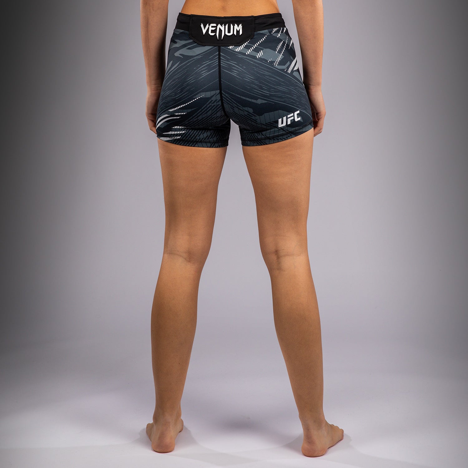 Short de compression pour Femmes UFC Fusion by Venum Authentic Fight Night - Coupe Courte - Noir - product-type_Shorts de compression