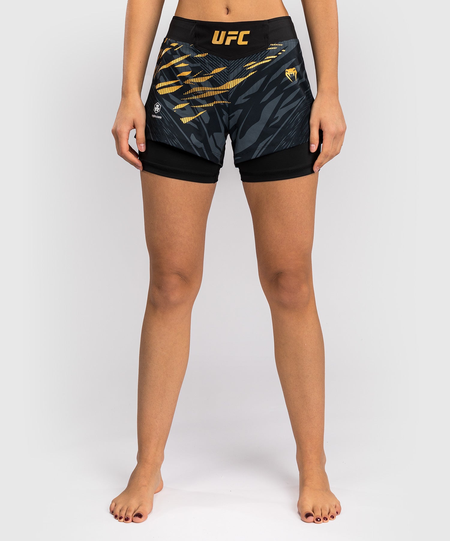 Shorts de Combat pour Femmes UFC Fusion by Venum Personnalisé Authentic Fight Night - Champion - product-type_Shorts de MMA