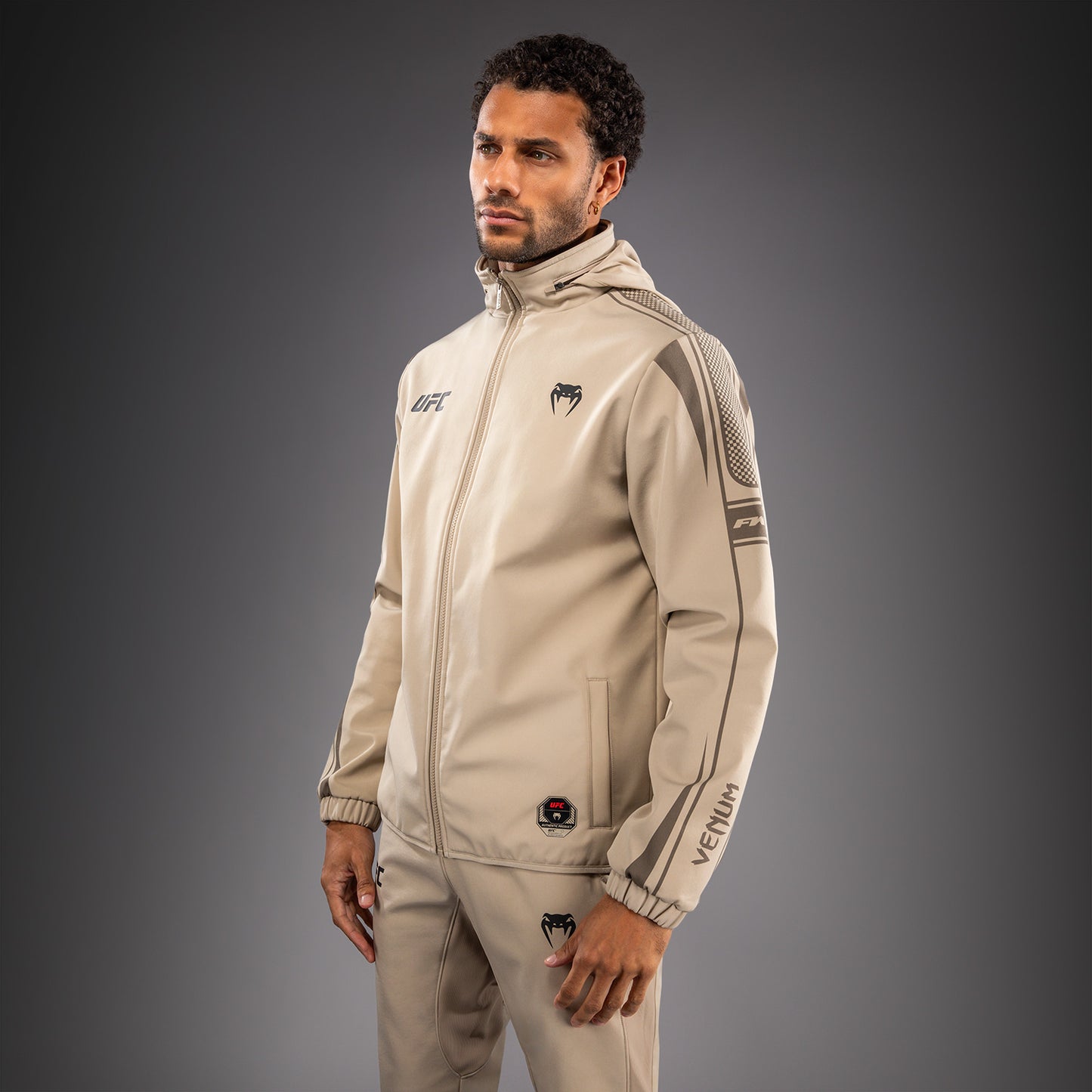 Sweat à Capuche Zippé pour Homme Venum UFC Unity by Venum Authentic Fight Week - Sable