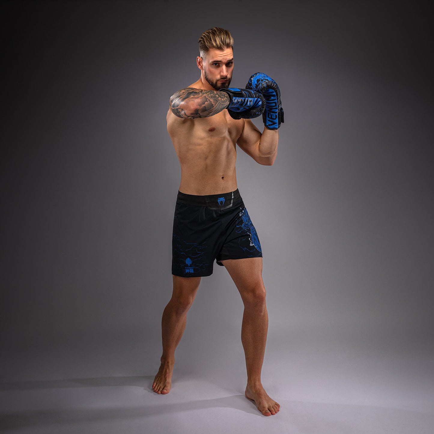 Short de Combat Venum Thunder Dragon – Noir/Bleu Royal - product-type_Shorts de MMA