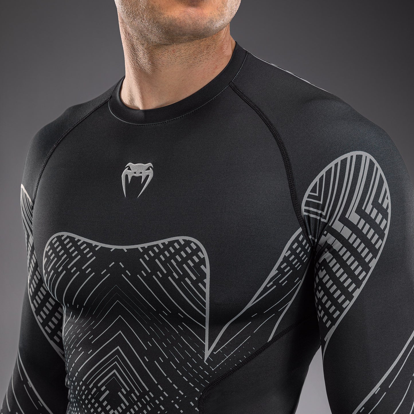 Rashguard à Manches Longues Venum Midnight Fury – Noir/Gris/Argent