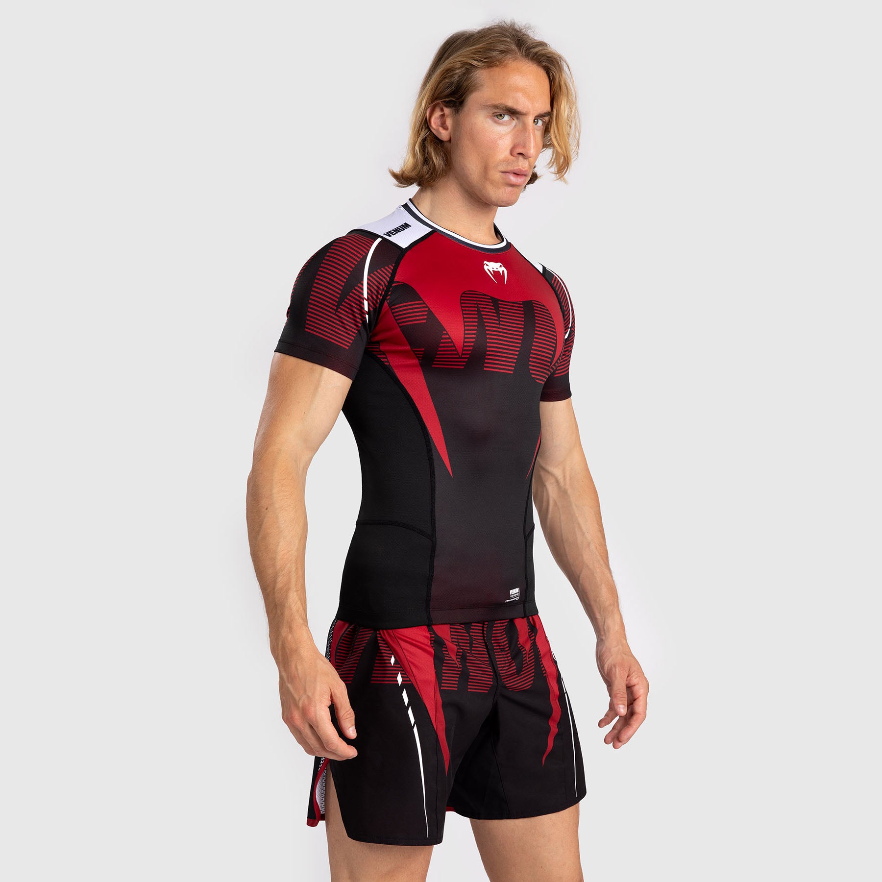 Rashguard À Manches Courtes pour Hommes Venum Adrenaline - Red - product-type_T-Shirts de Compression
