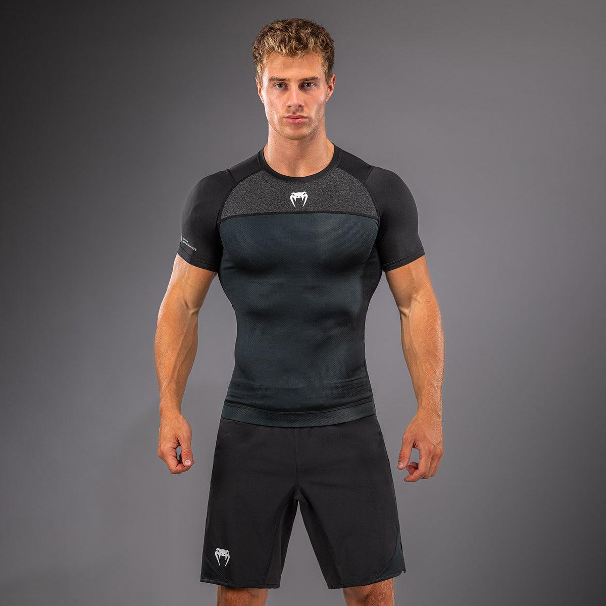 Rashguard manches courtes Venum G-Fit Scale - Noir