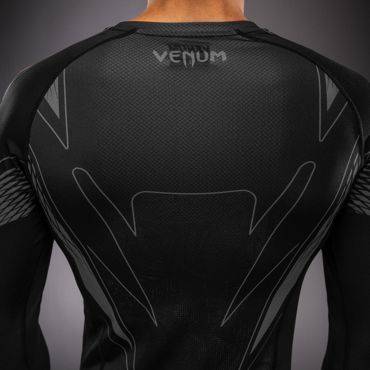 Rashguard à manches longues Venum Amazonia Reborn - Noir/Gris