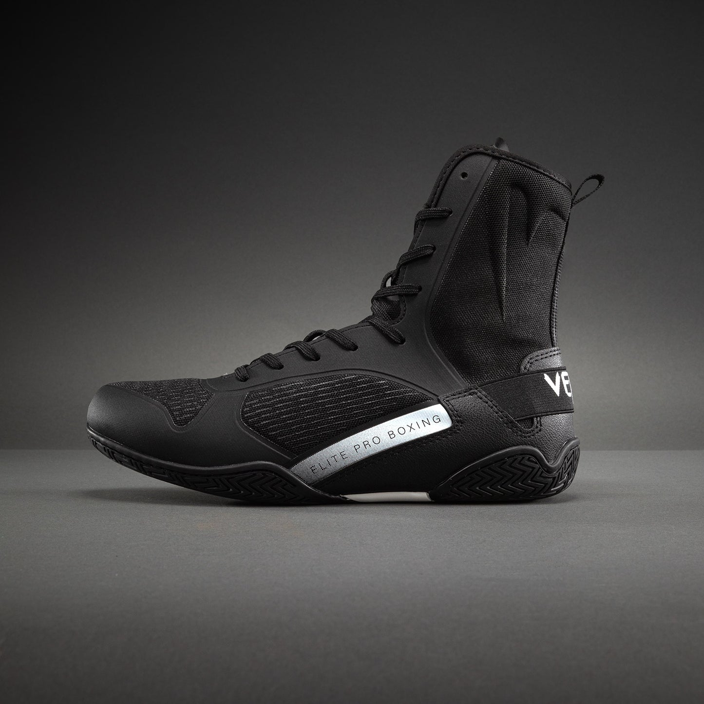 Chaussures de Boxe Venum Elite Neo – Noir/Blanc