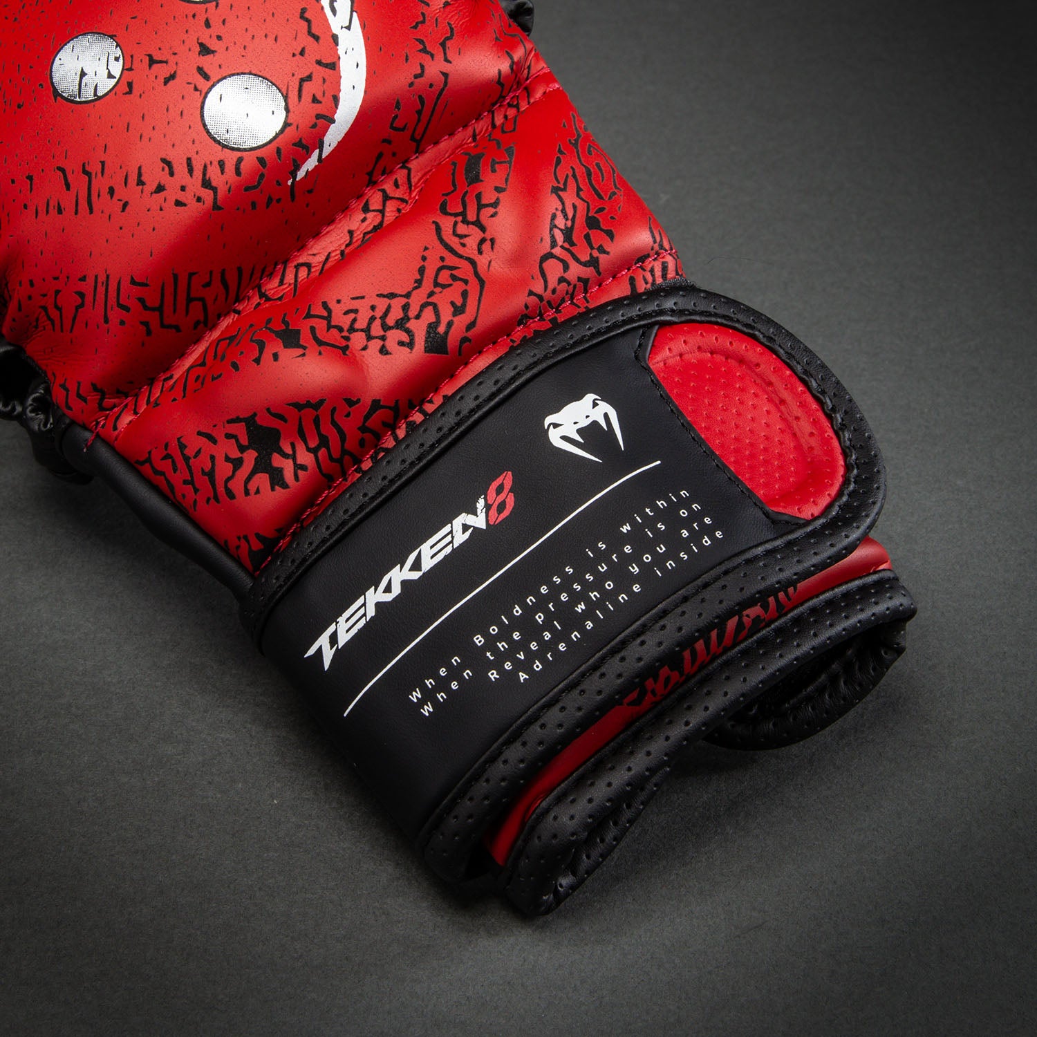Gants de sparring Kazuya Venum x TEKKEN 8 - Rouge/Noir - product-type_Gants de Sparring