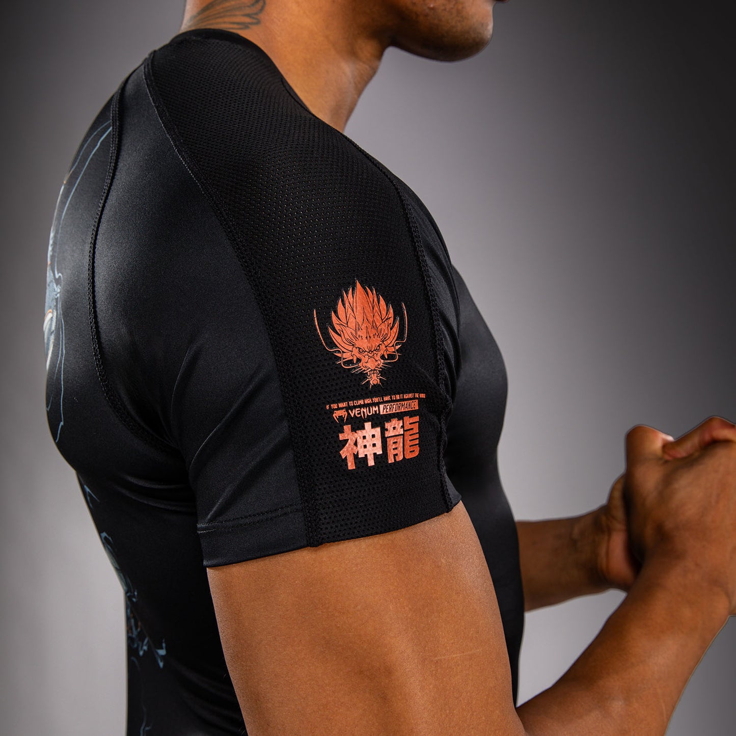 Rashguard à Manches Courtes Venum Thunder Dragon – Noir/Gris/Cuivre - product-type_T-Shirts de Compression