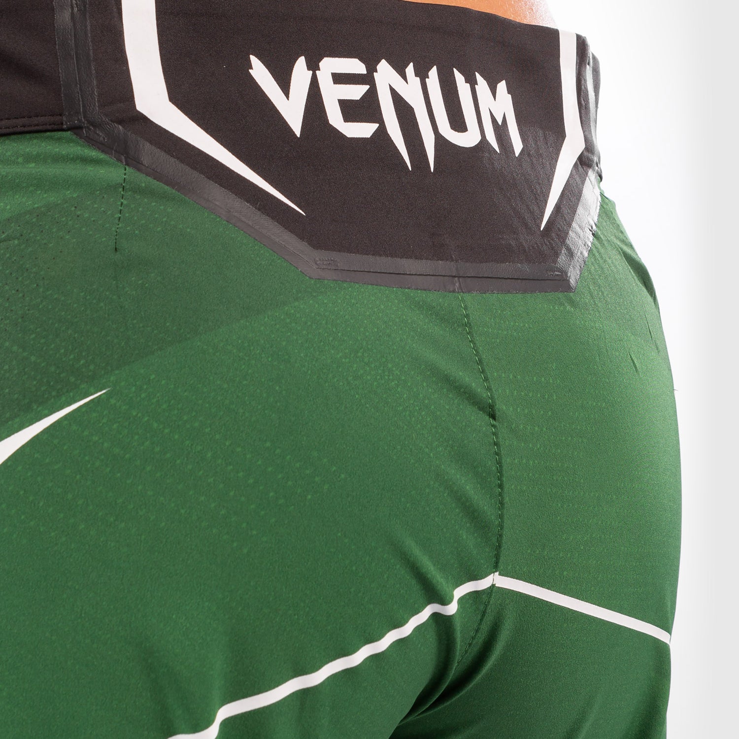 Fightshort Femme UFC Venum Authentic Fight Night - Coupe Longue - Vert - product-type_Shorts de MMA