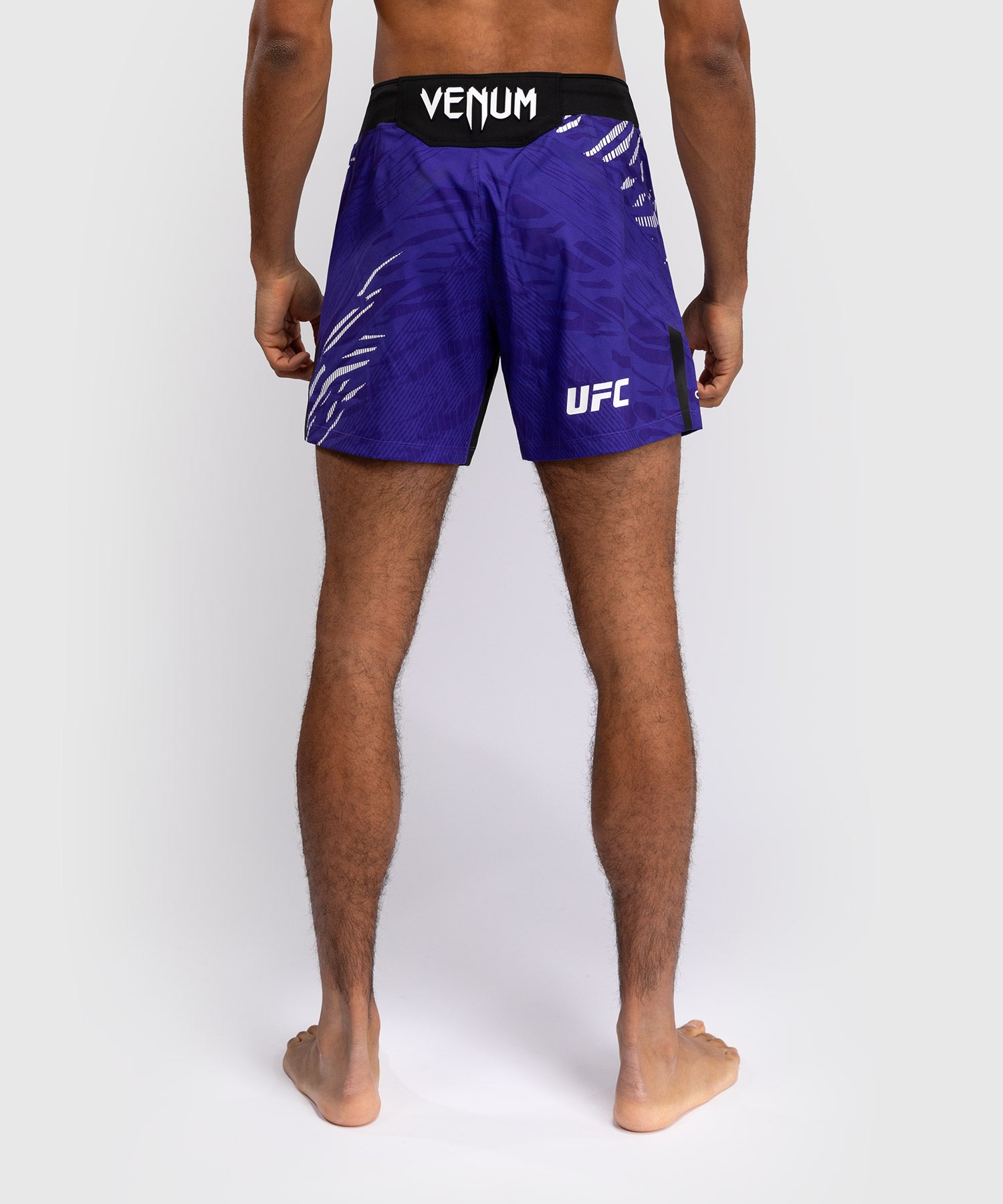 Short de Combat pour Hommes UFC Fusion by Venum Authentic Fight Night - Coupe Courte - Violet - product-type_Shorts de MMA