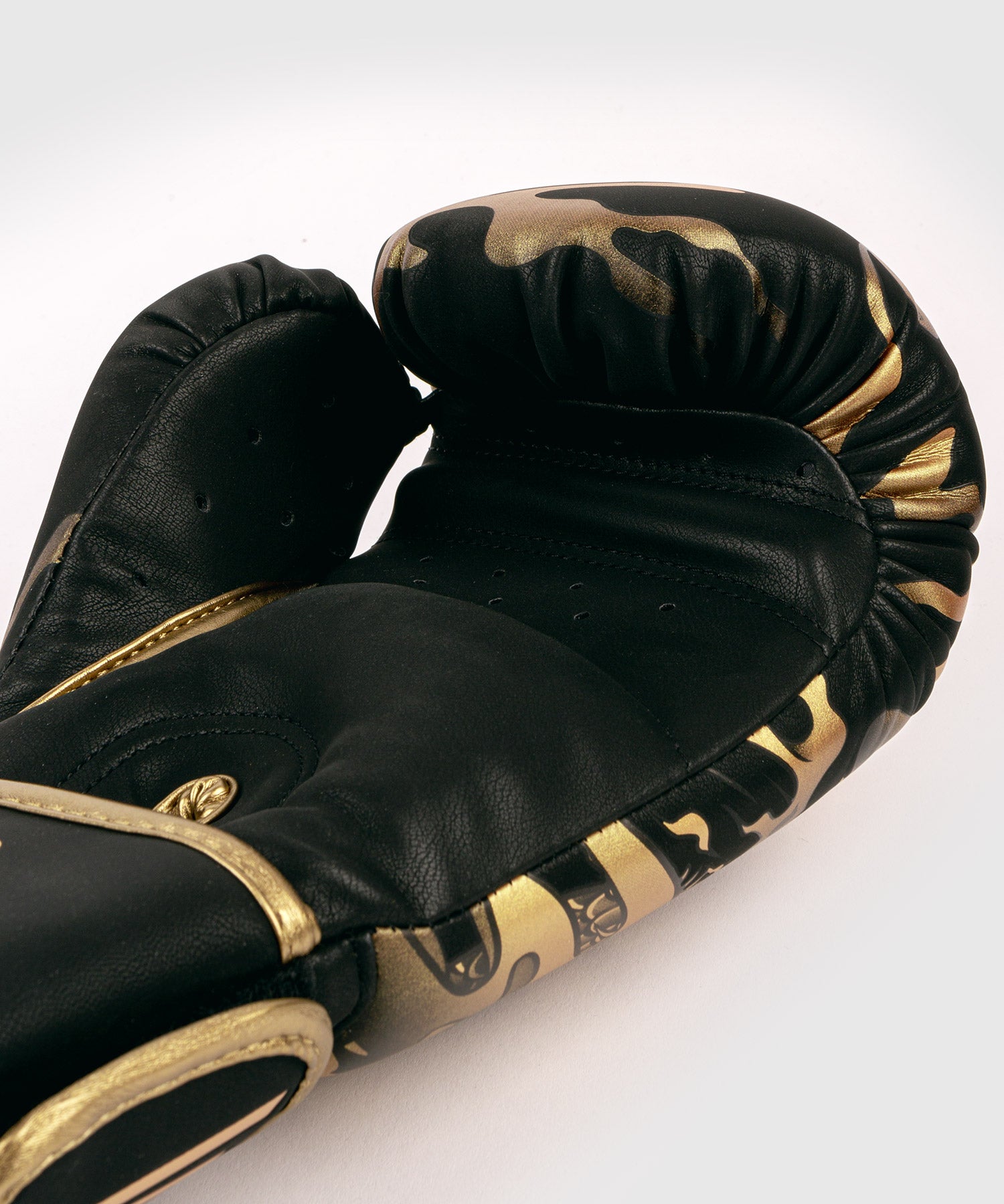 Gants de Boxe Venum Dragon's Flight - Noir/Bronze - product-type_Gants de boxe
