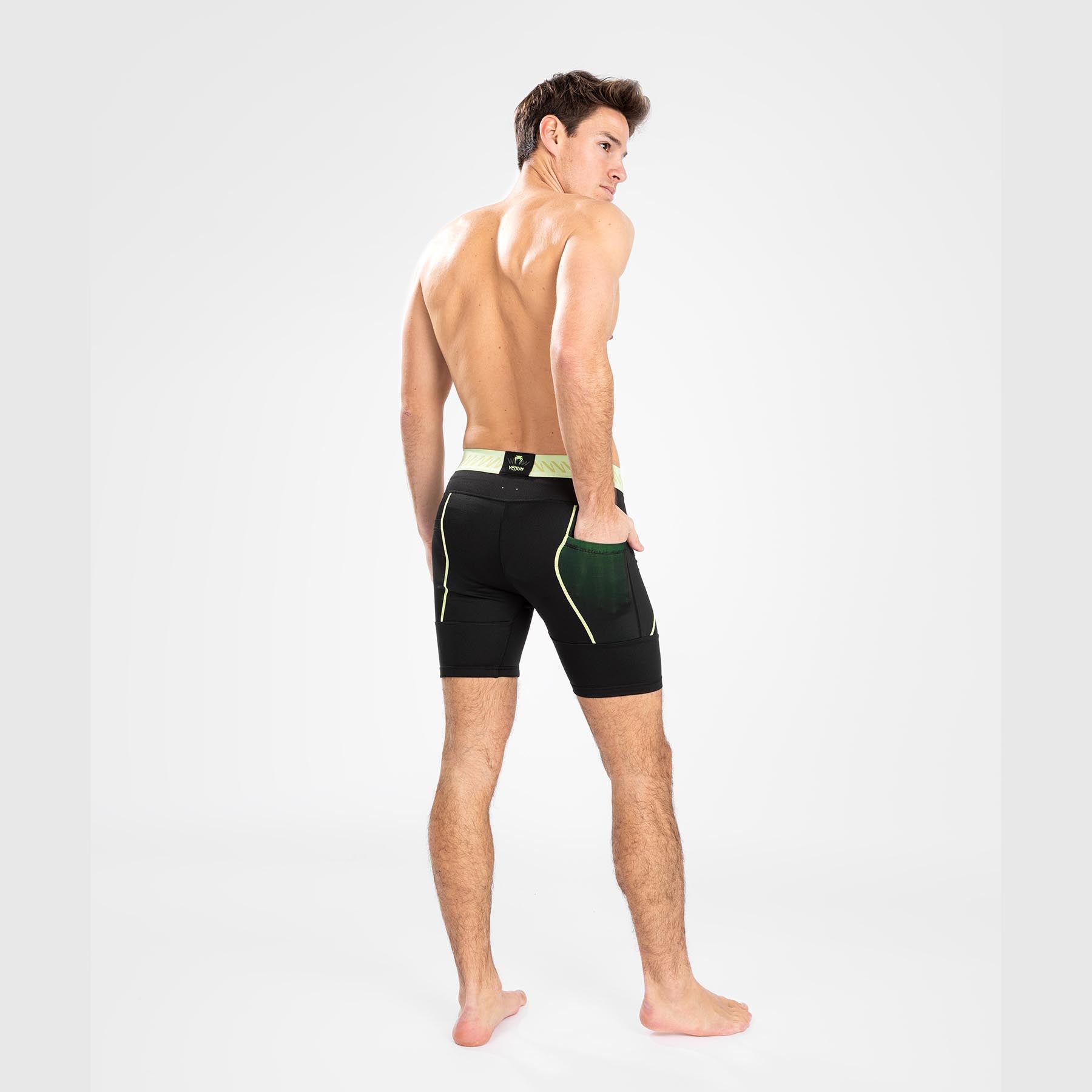 Short de compression pour Hommes Venum Fusion 2.0 - Noir/Jaune - product-type_Shorts de compression