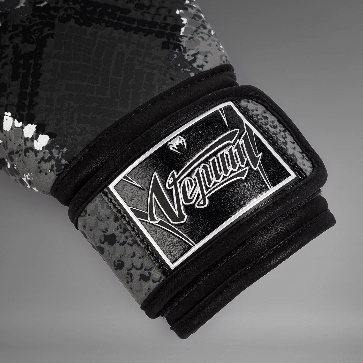 Gants de boxe Venum Amazonia - Gris foncé - product-type_Gants de boxe