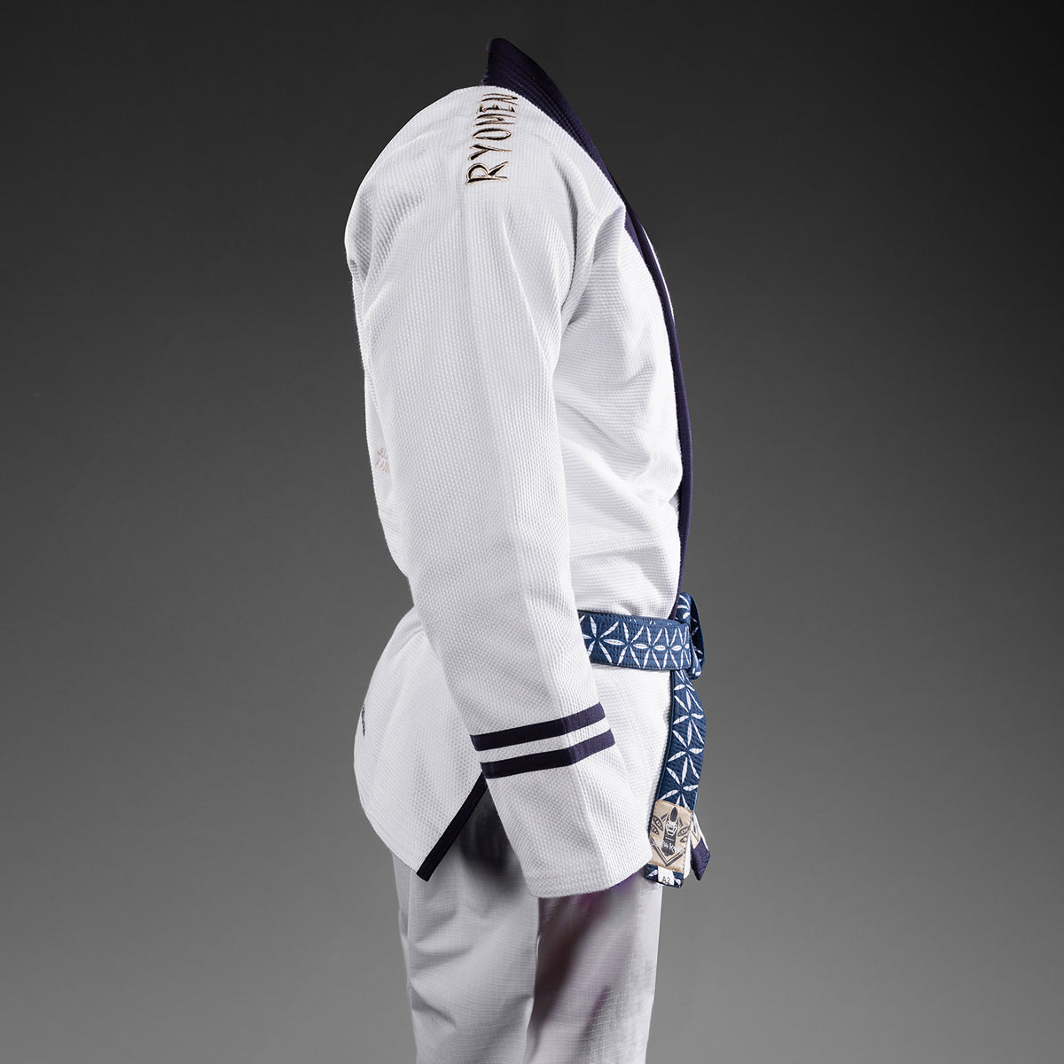 Kimono de JJB Sukuna Jujutsu Kaisen x Venum – Blanc/Bleu
