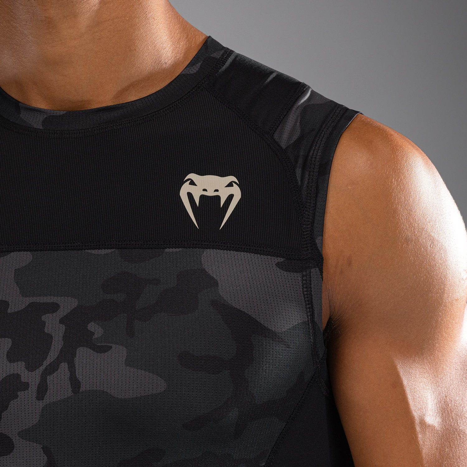 Rashguard sans Manches Venum G-Fit Air pour Hommes - Camo Urban - product-type_T-Shirts de Compression