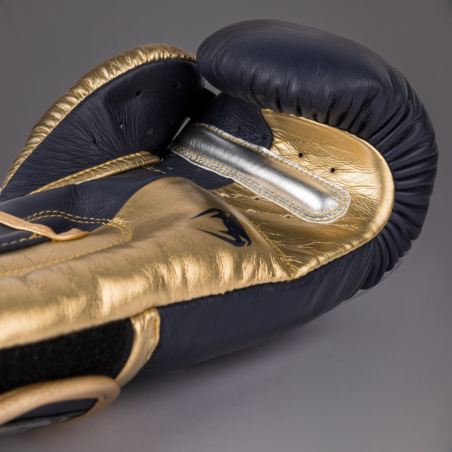 Gants de boxe Venum Giant 3.0 - Edition Spéciale - Bleu Marine/Or - product-type_Gants de boxe