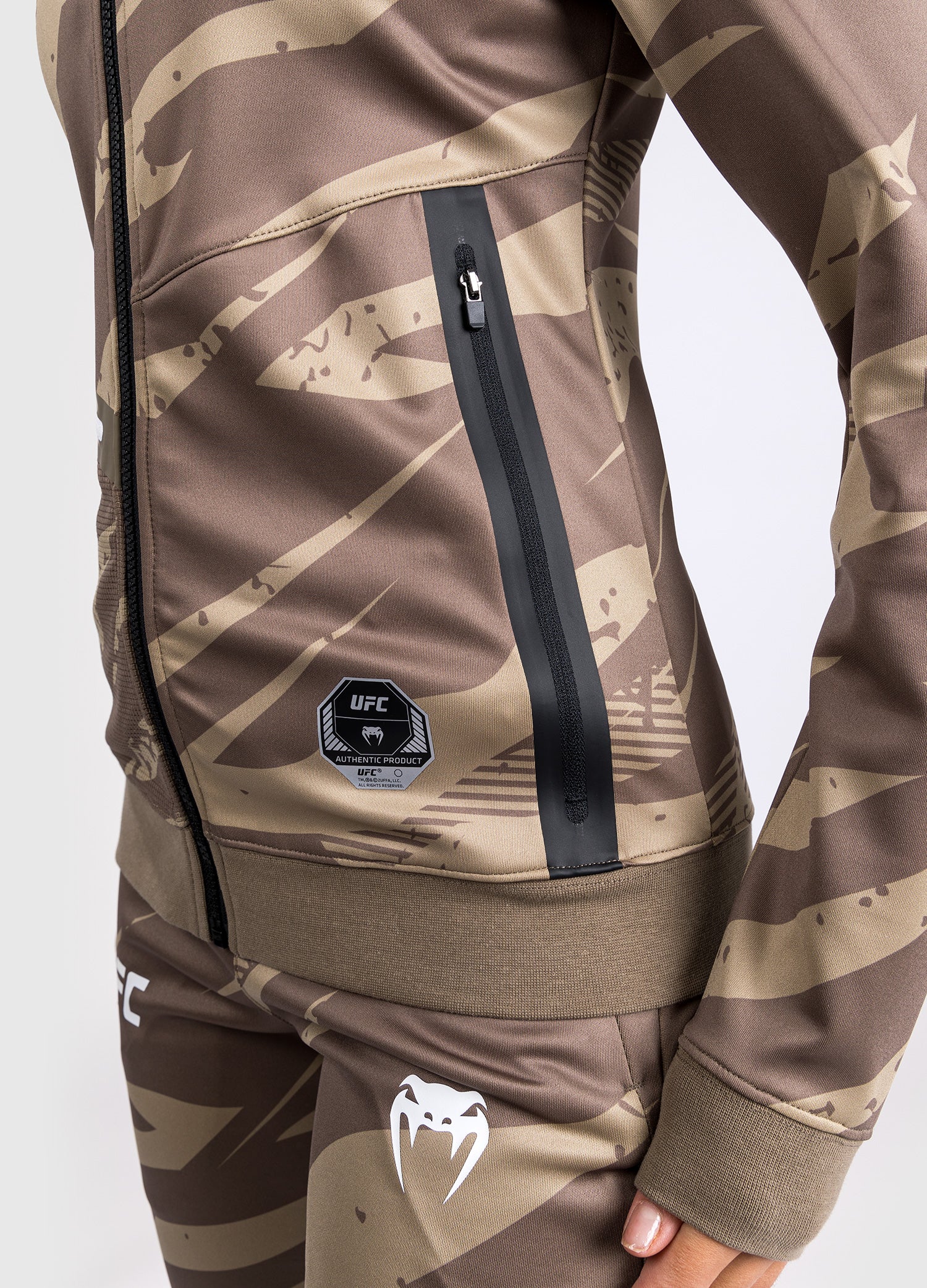 Veste À Capuche Zippé pour Femmes UFC Adrenaline by Venum Fight Week - Desert Camo - product-type_Sweatshirts