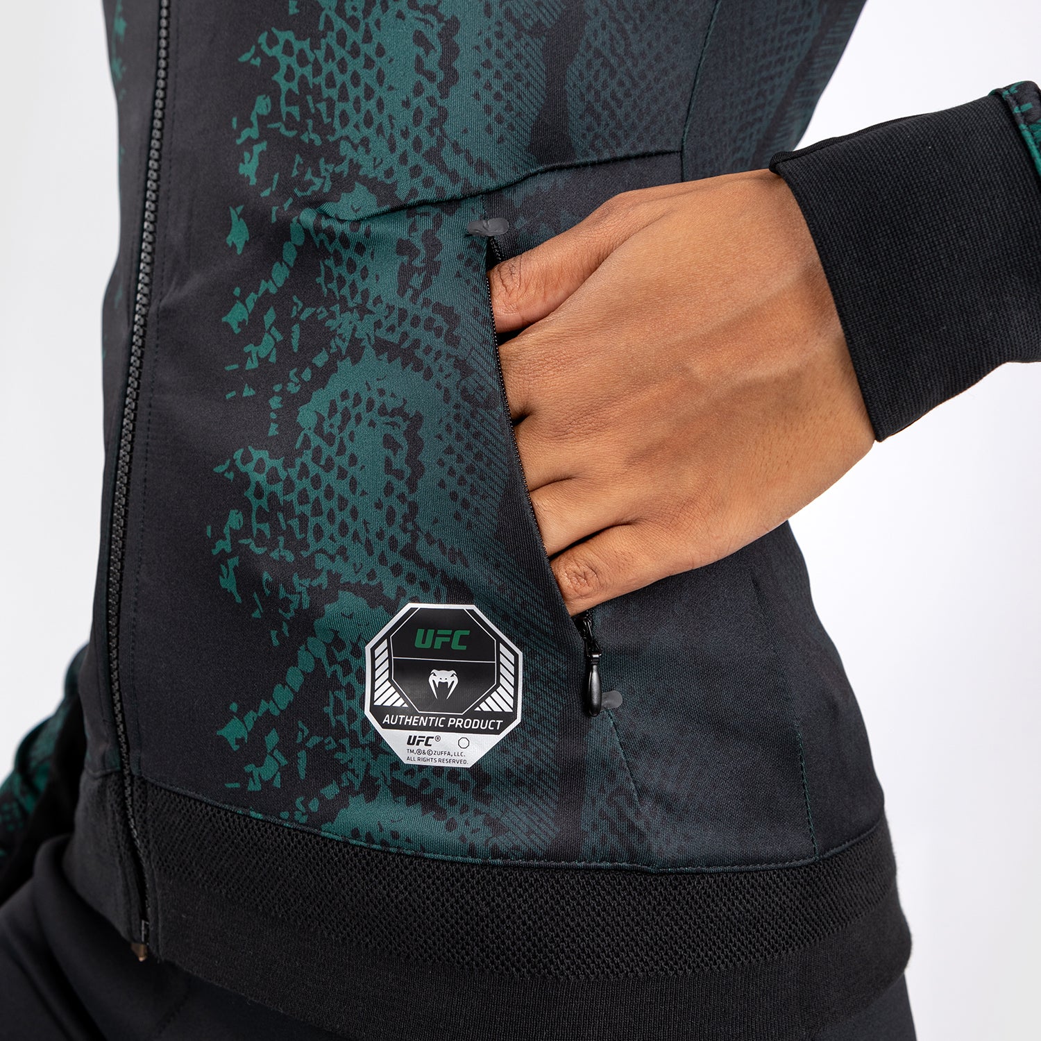 Sweat à capuche pour femmes UFC Adrenaline by Venum Authentic Fight Night - Emerald Edition - Vert/Noir - product-type_Vestes