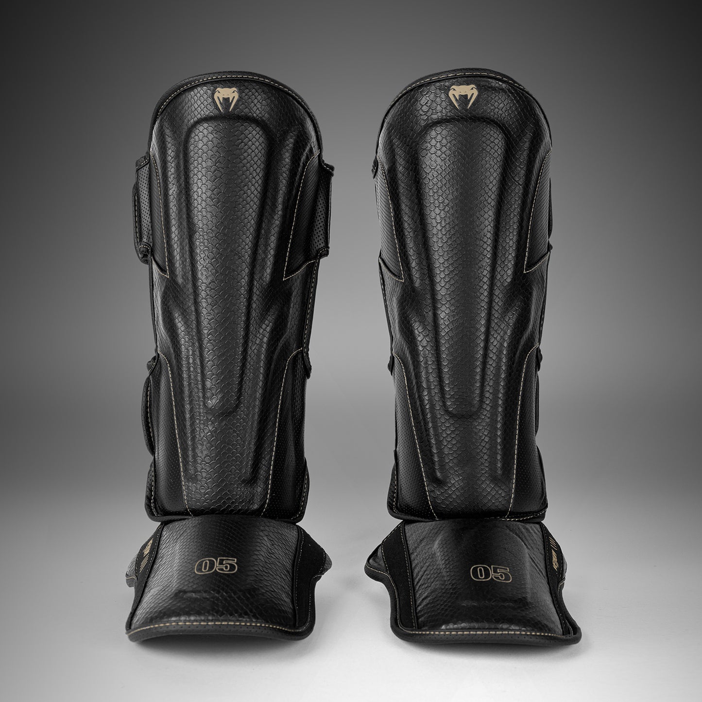 Protège-tibias Venum Impact Evo Scales – Noir - product-type_Protège-tibias