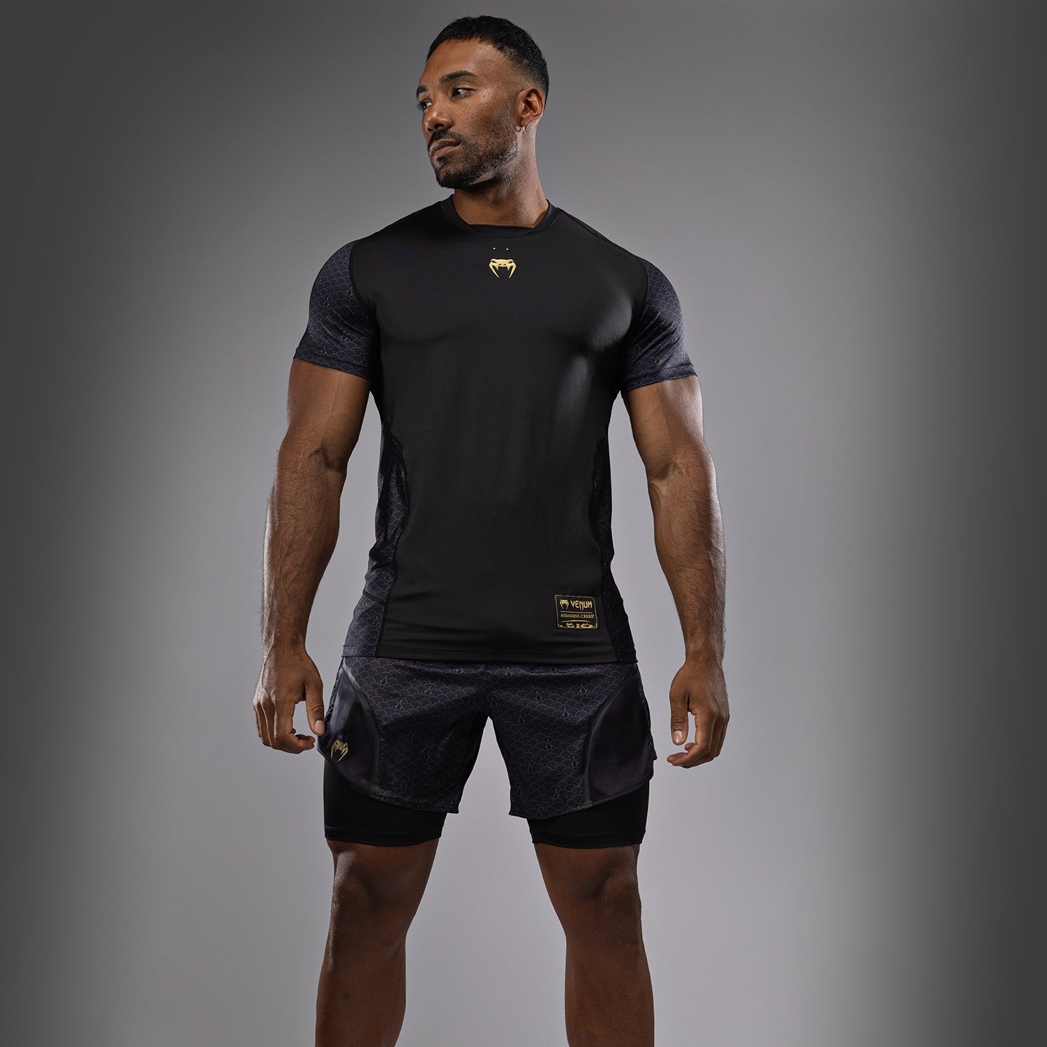 T-shirt Dry-tech Venum x Assassin’s Creed Shadows - Or Noir - product-type_T-Shirts Dry Tech