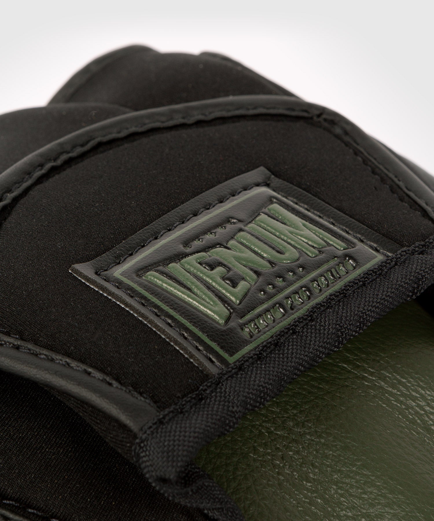 Mini Pattes d'Ours Incurvées Venum Pro Boxing (Par Paire) - Kaki/Doré - product-type_Petits Paos