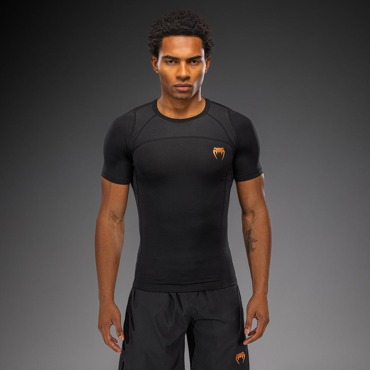 Rashguard manches courtes Venum G-Fit Revolution - Noir/Cuivre