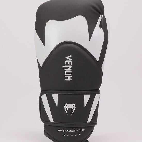 Gants de boxe Venum Challenger 4.0 - Noir/Blanc - product-type_Gants de boxe