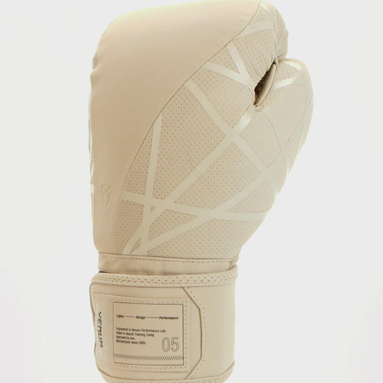 Gants de boxe Venum Tecmo 2.0 - Beige - product-type_Gants de boxe