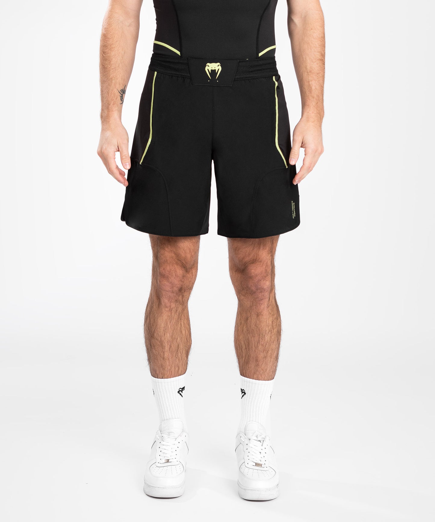 Short de combat Venum Fusion 2.0 - Noir/Jaune - product-type_Shorts de MMA